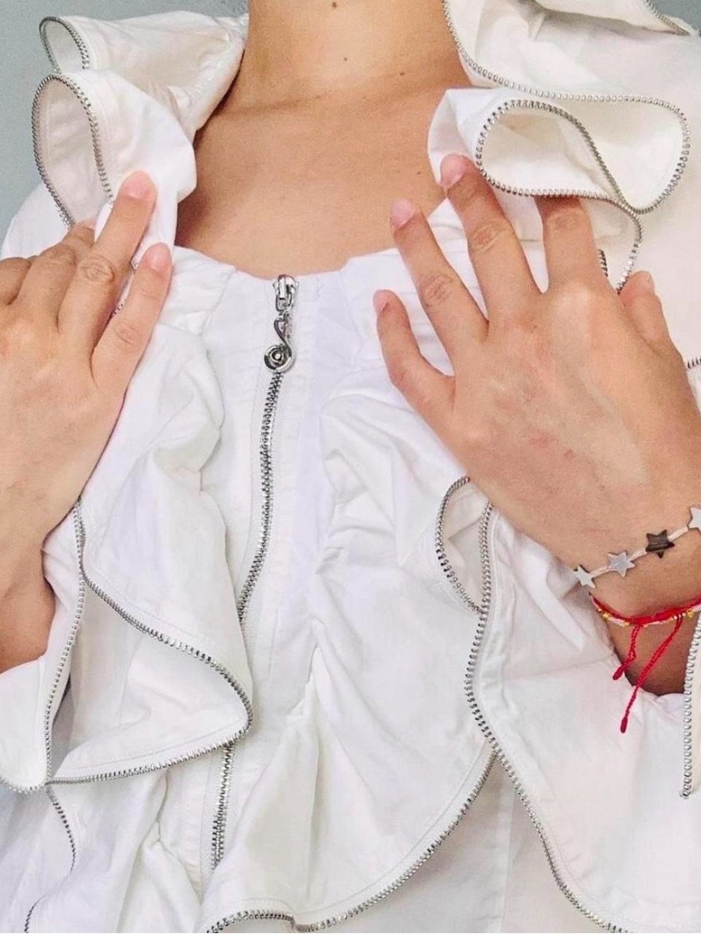 Samuel Dong White Ruffled Zipper Blouse